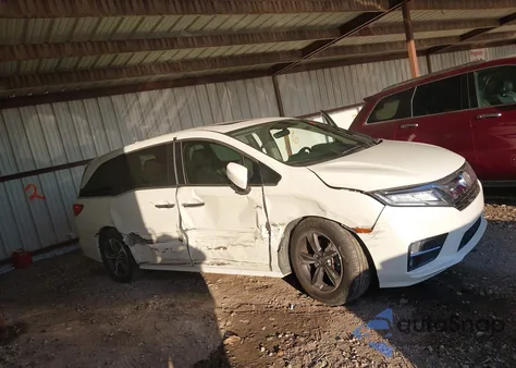 2019 Honda Odyssey Touring z USA, uszkodzony, nr VIN 5FNRL6H88KB059944